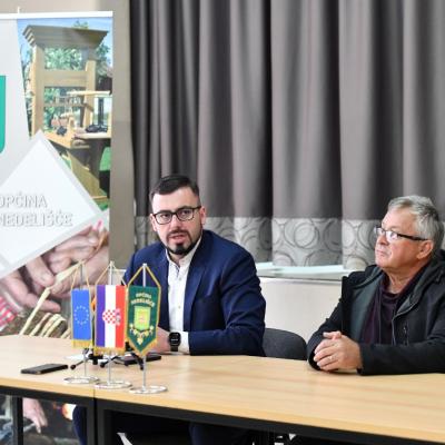 Nedelisce01 Vzr 080525