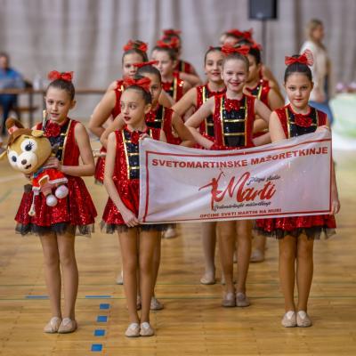 Mazoretkinje Nedelisca 48