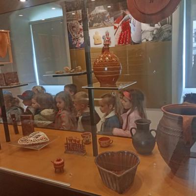 Img 2b36bdc6f6ab82e2c1de194be35ea225 V