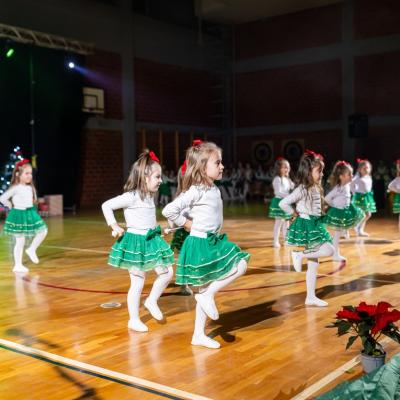 Mazoretkinje Nedelisca 34 Of 333