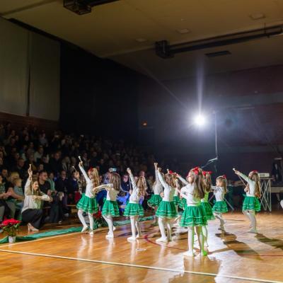 Mazoretkinje Nedelisca 41 Of 333